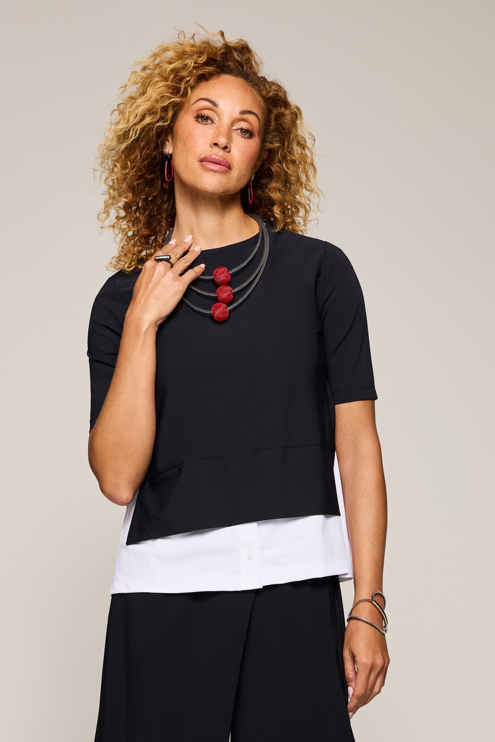 Techno in Layers Top