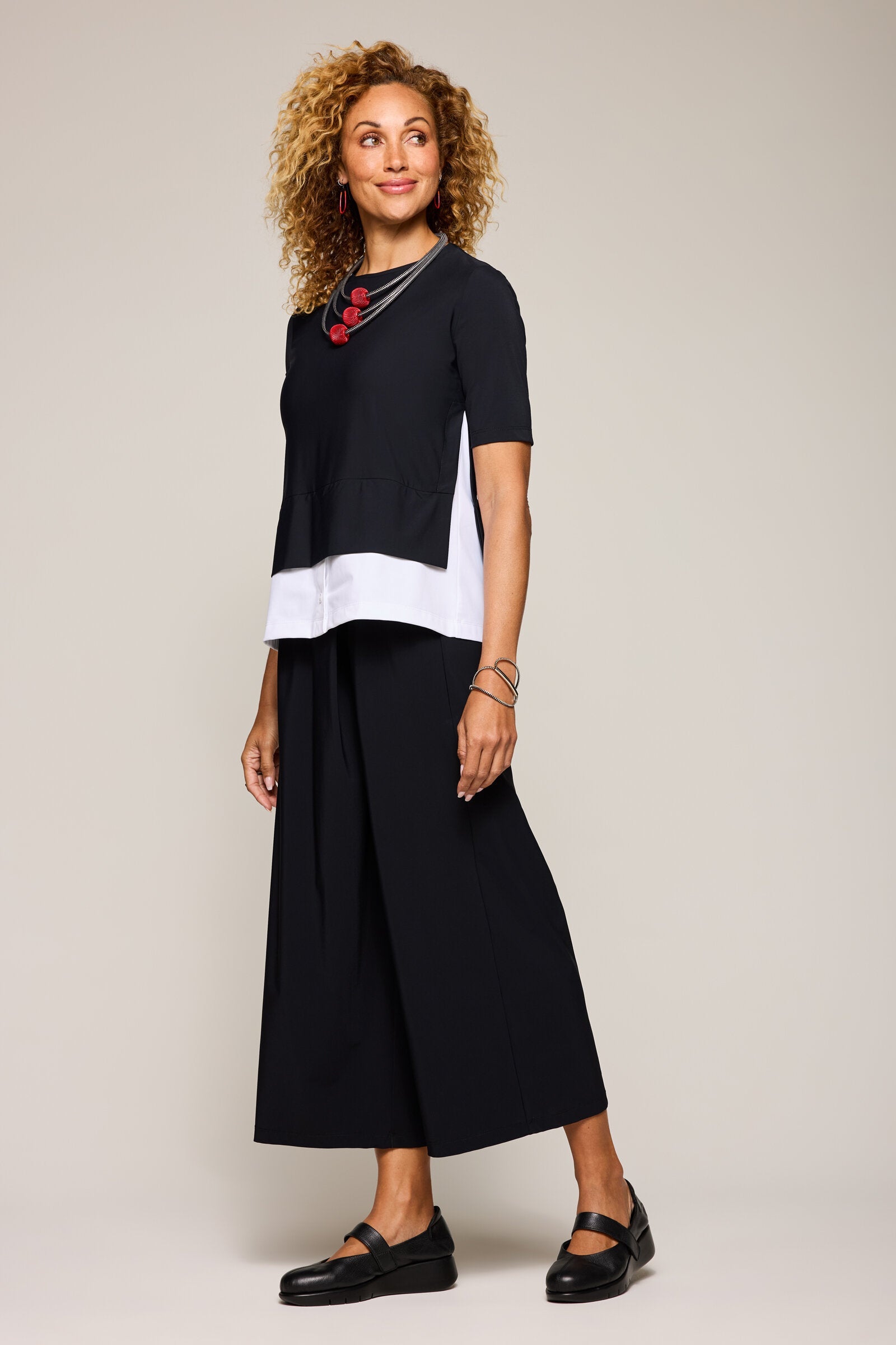 Techno in Layers Top