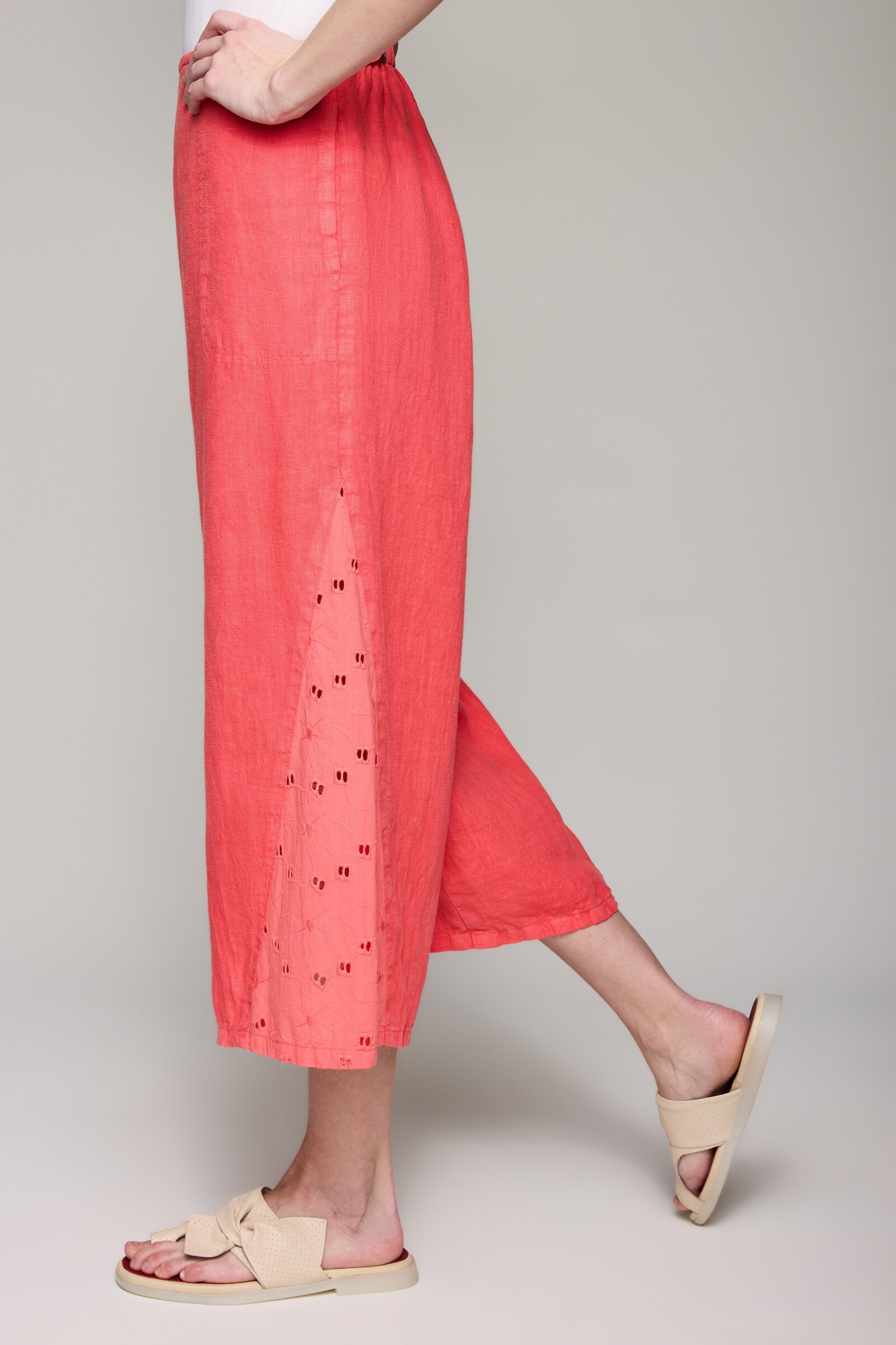 Eyelet Inset Crop Pant