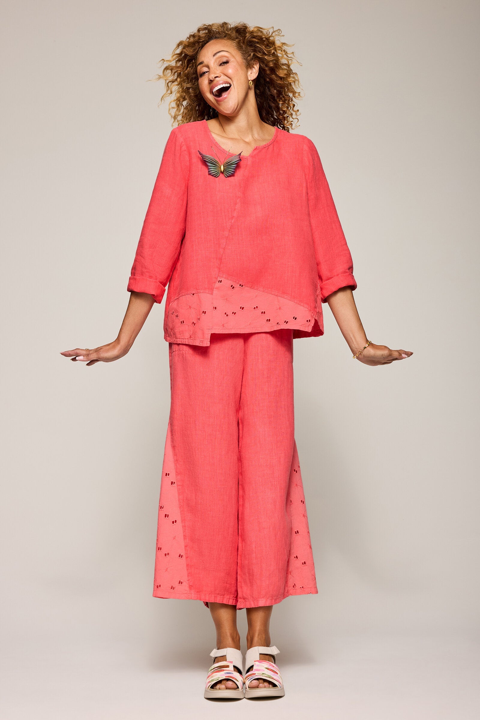 Eyelet Inset Crop Pant